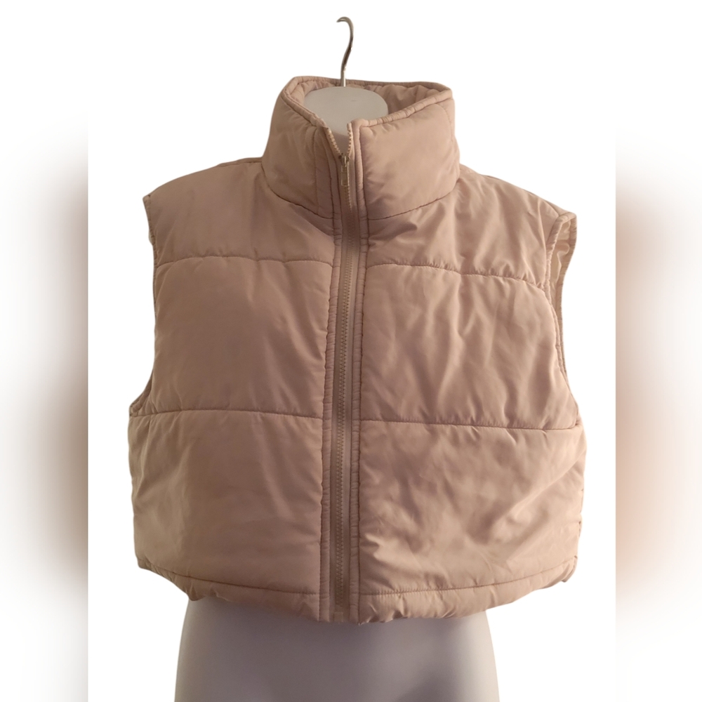 Cropped Puffer Vest